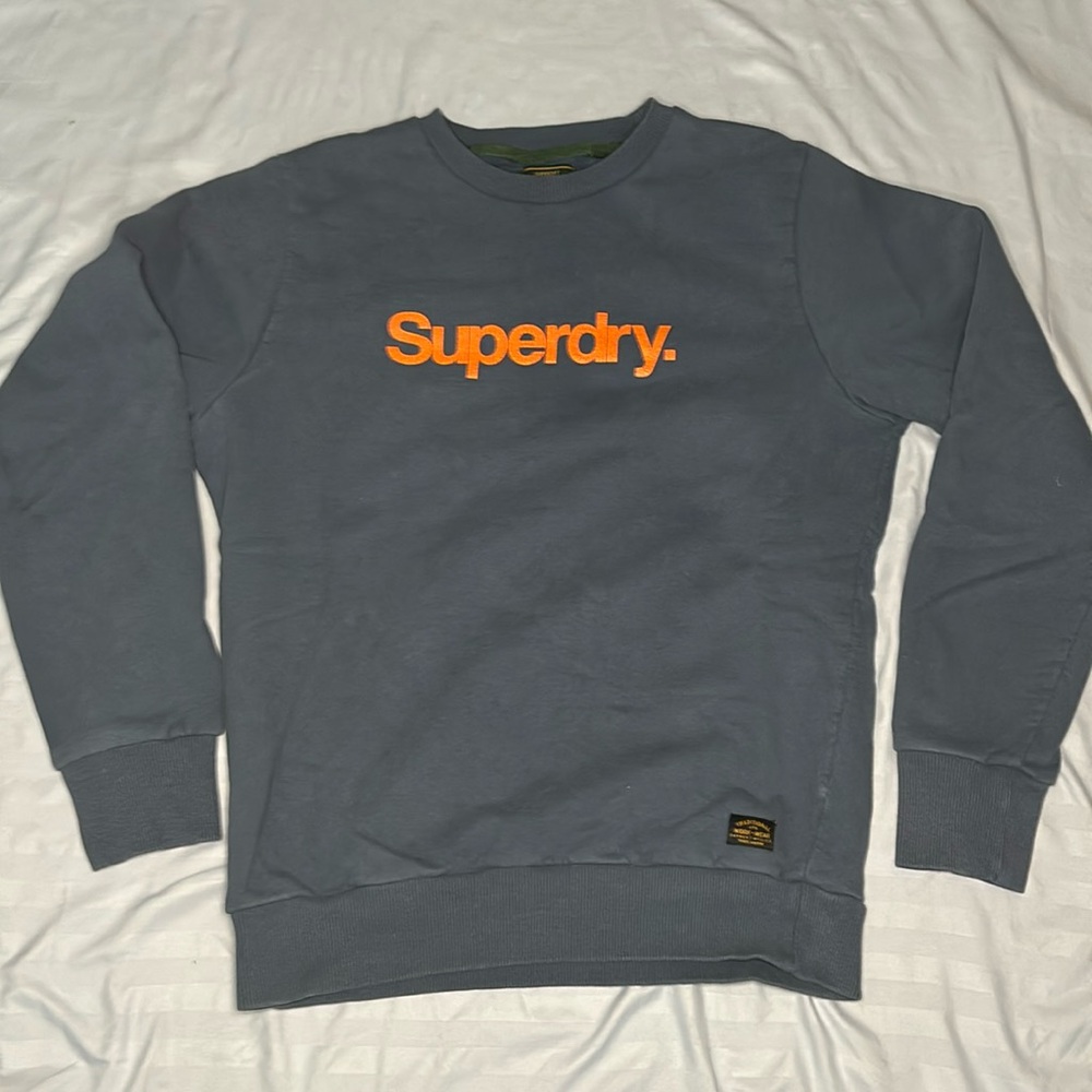 Superdry women’s XL crewneck